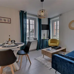  Apartment Les Mots Bleus France